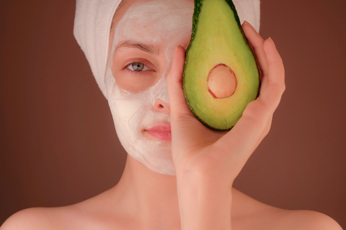 Hydrogel face mask packshot for Amazon beauty video