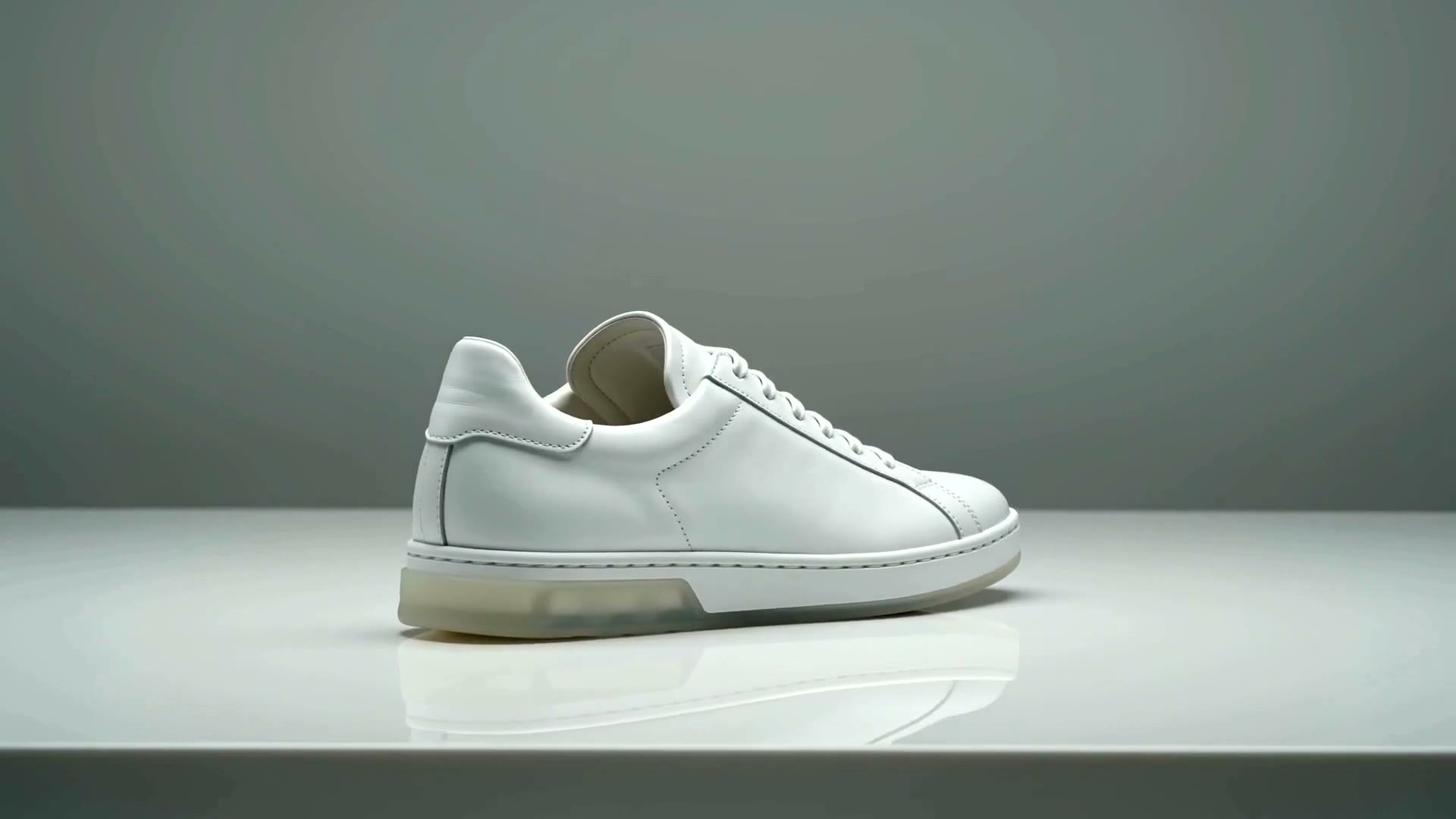 Kling ecommerce ad video — 9:16 hook from a product photo